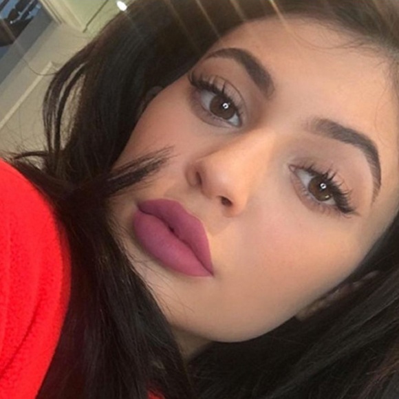 NEW Kylie Jenner Cosmetics Matte Lip Kit POSIE K - Picture 10 of 11